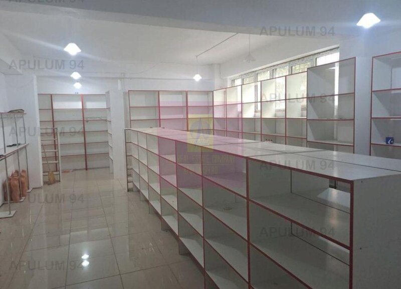 ALEXANDRIA (TR) - SE VINDE SPATIU COMERCIAL LANGA PARCUL CENTRAL