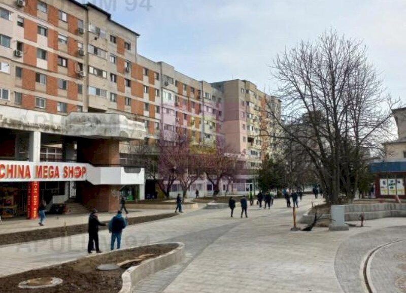 ALEXANDRIA (TR) - SE VINDE SPATIU COMERCIAL LANGA PARCUL CENTRAL